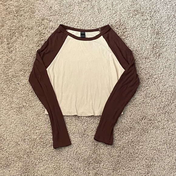 SHEIN Tops - NWOT shein top